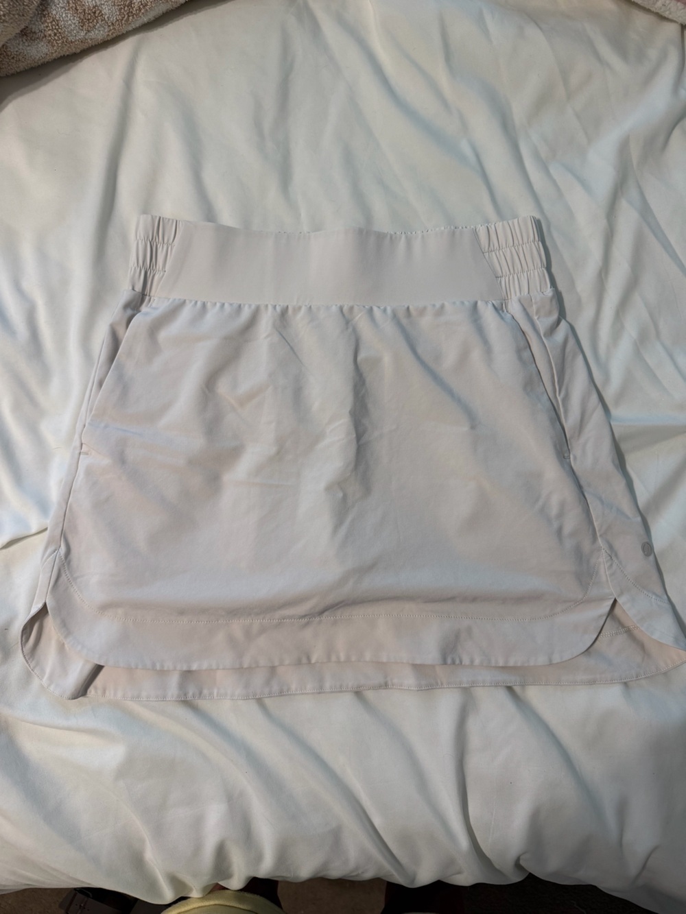 CRZ YOGA Light Beige Athletic Skort with Built-In Liner
